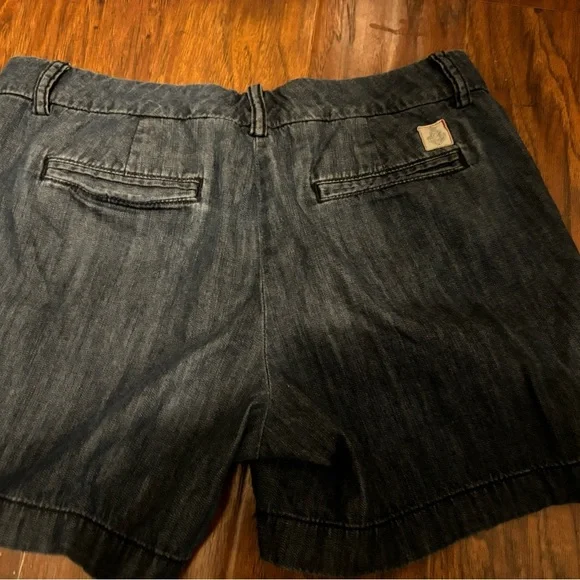 Tommy Hilfiger shorts 4 - Picture 2 of 5